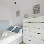 Apartment Malila Premium Cracow Center Pawia 34 *